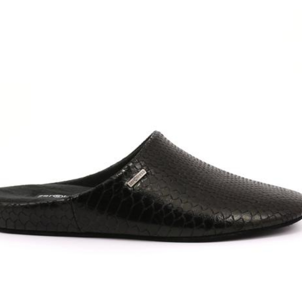 Alfred Cloutier snake print slippers